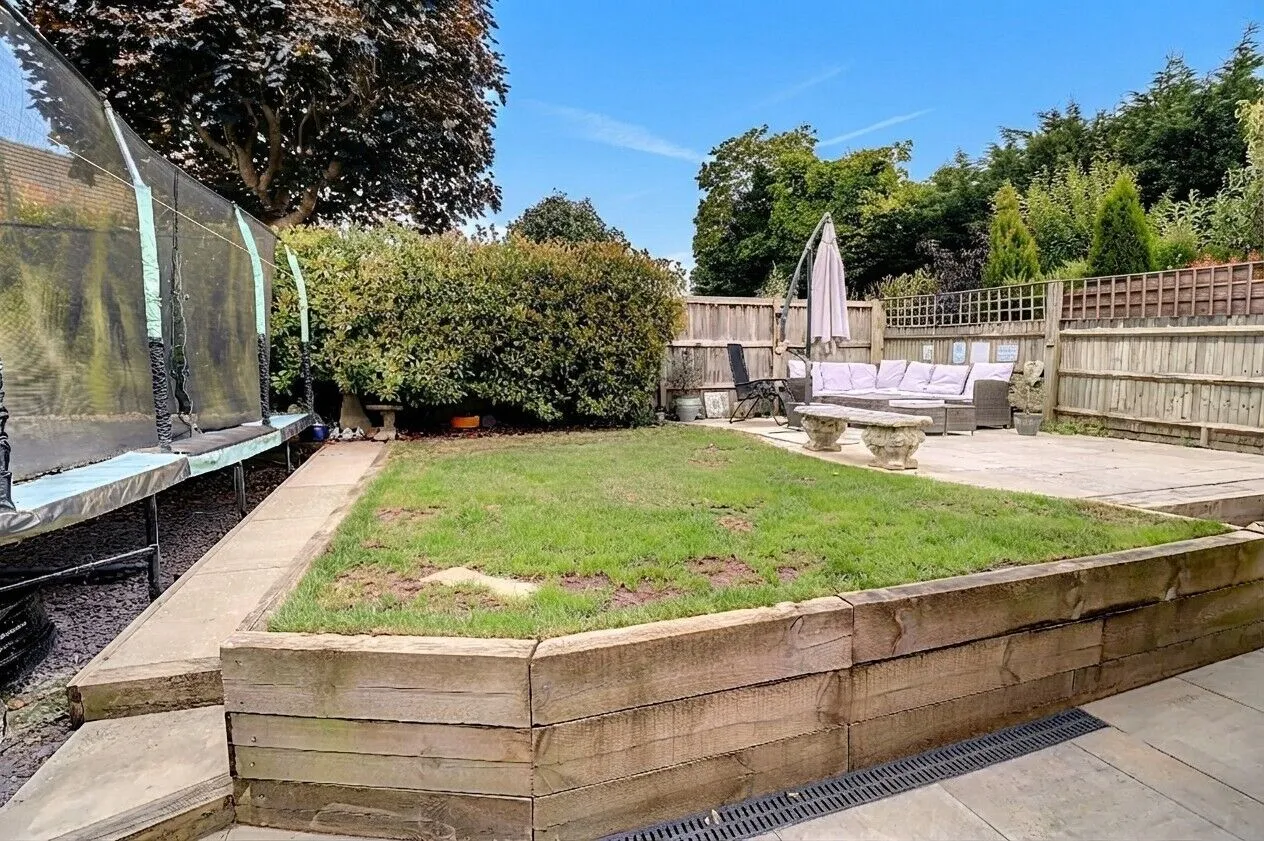 Wycombe Road, High Wycombe, HP15, photo 5