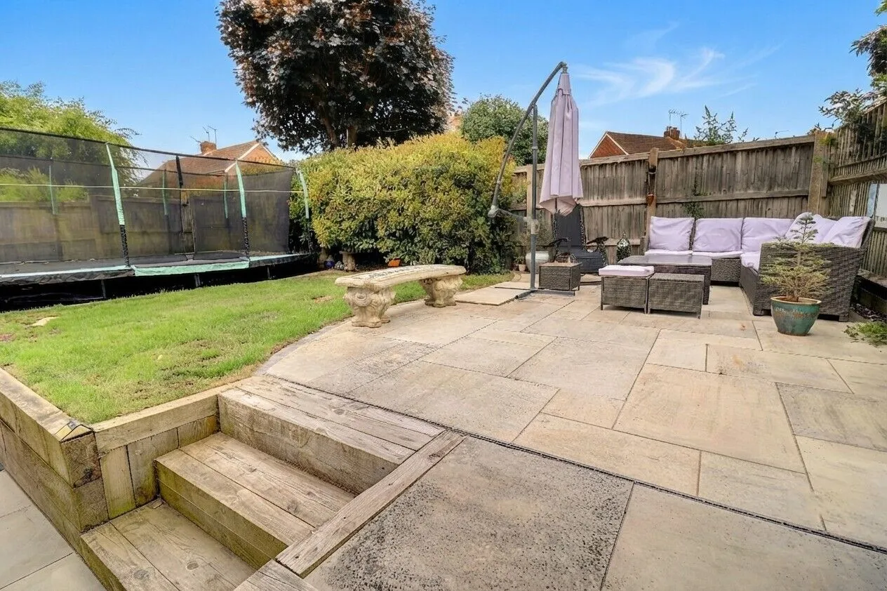 Wycombe Road, High Wycombe, HP15, photo 12