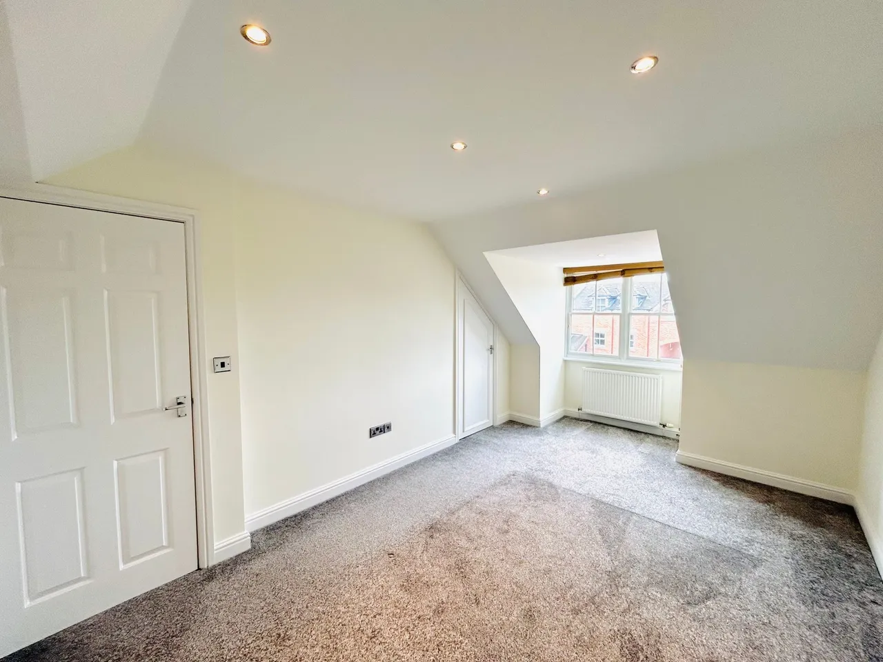Laburnum Court, Lymm, photo 9