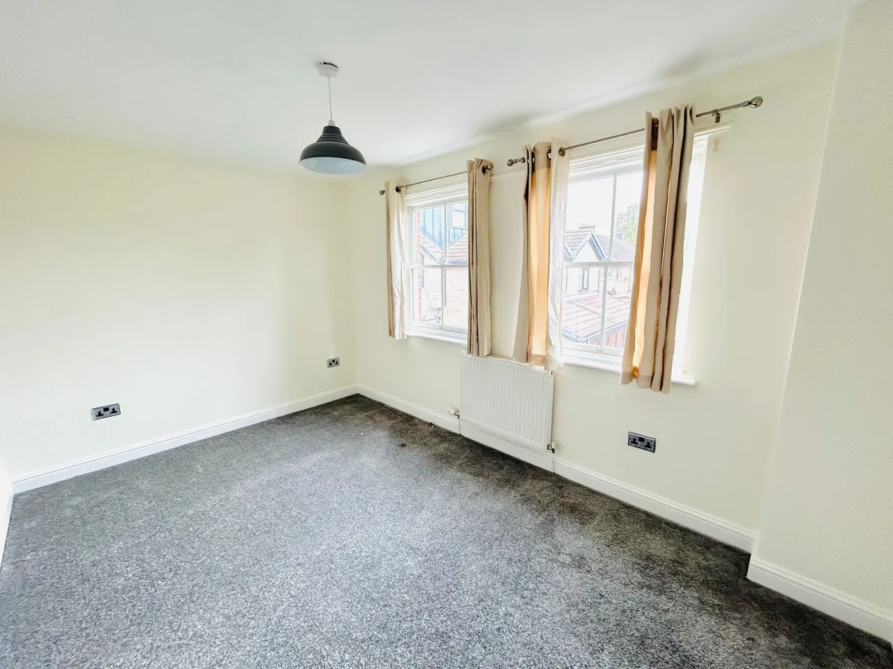 Laburnum Court, Lymm, photo 10