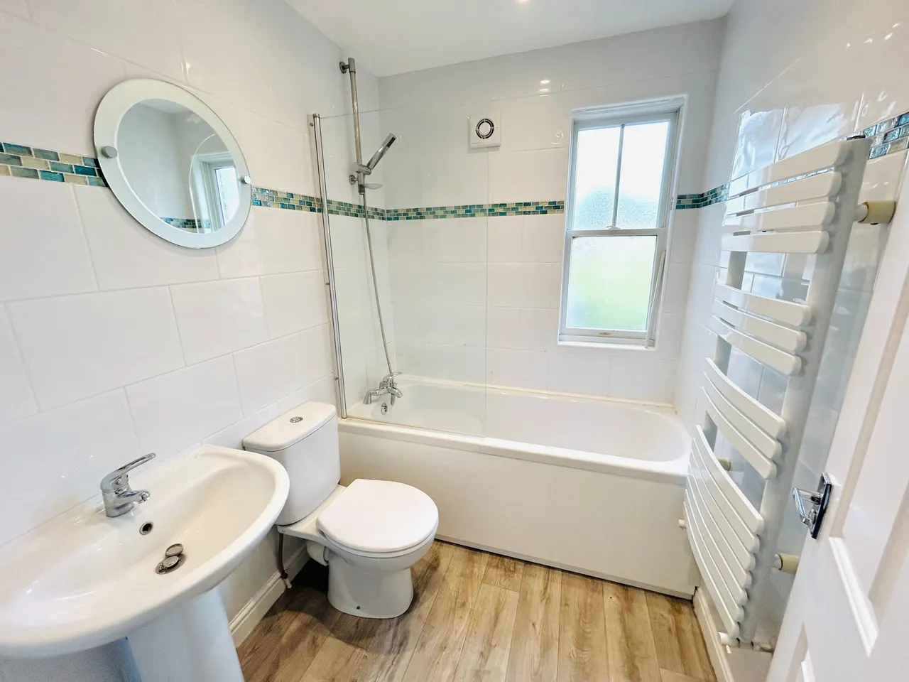Laburnum Court, Lymm, photo 13
