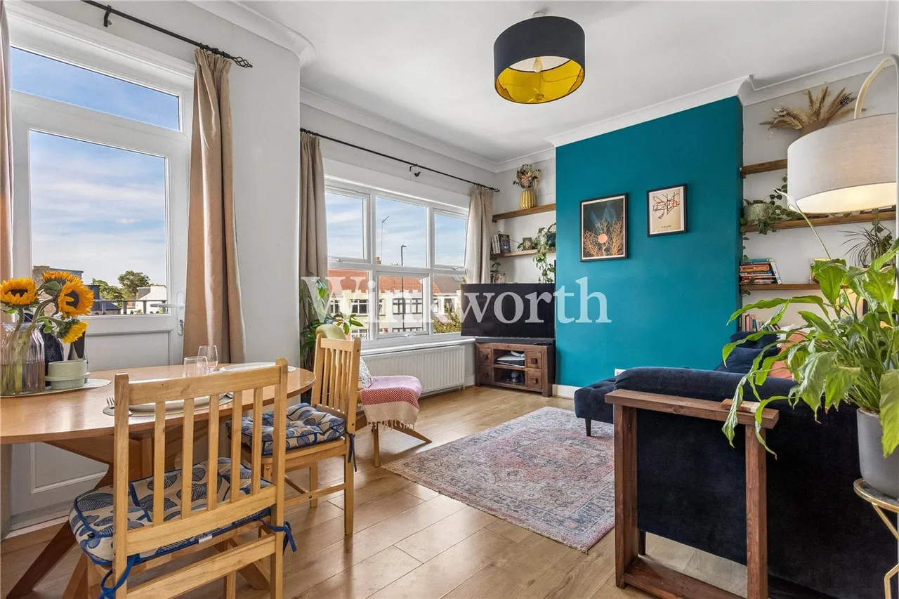 Salisbury Road, London, N4, photo 4