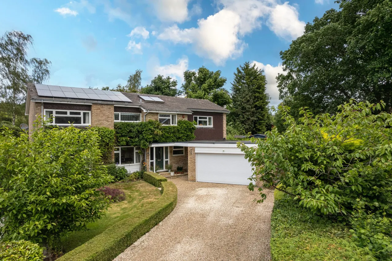 Alanbrooke Close, Hartley Wintney, Hook, RG27 8QY, photo 26