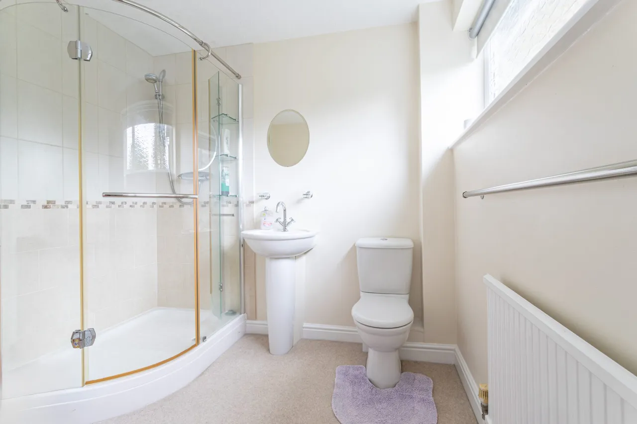 Alanbrooke Close, Hartley Wintney, Hook, RG27 8QY, photo 16