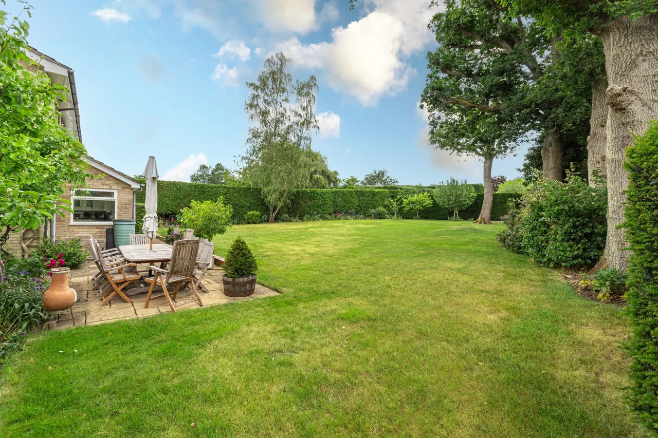 Alanbrooke Close, Hartley Wintney, Hook, RG27 8QY, photo 20