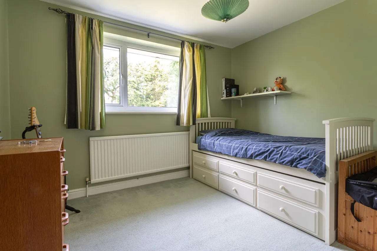 Alanbrooke Close, Hartley Wintney, Hook, RG27 8QY, photo 18