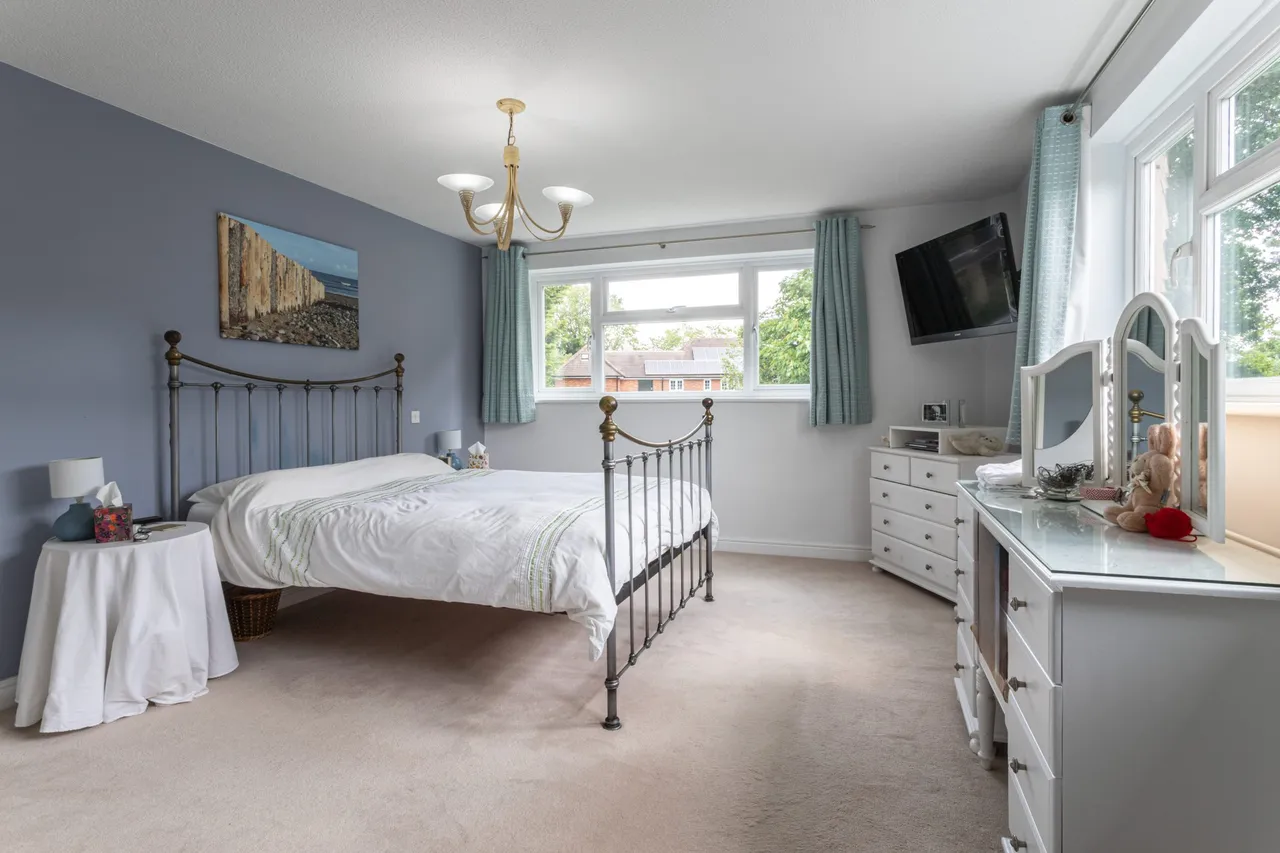 Alanbrooke Close, Hartley Wintney, Hook, RG27 8QY, photo 12