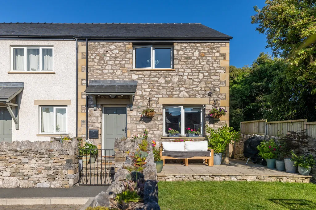 3 bed house for sale, Main Street, Burton-in-Kendal, LA6