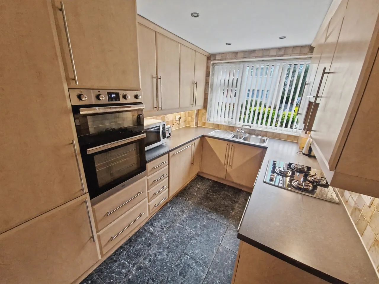 Bury New Road, Salford, M7, photo 5