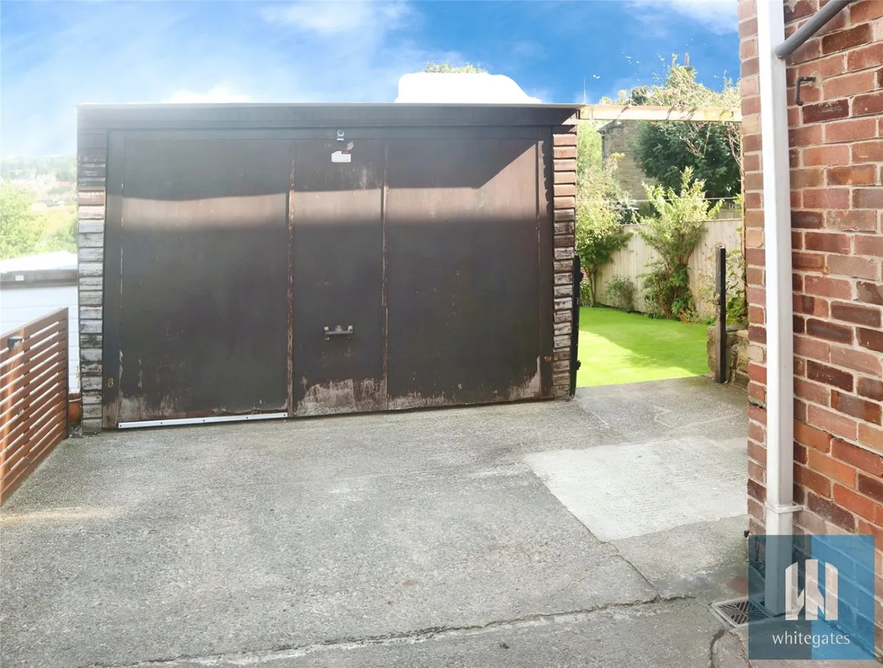 Whitehall Road, Linthwaite, HD7, photo 18