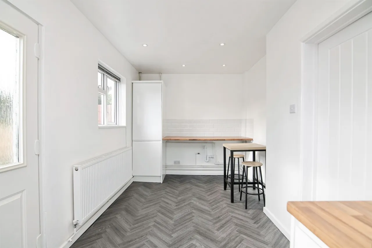 Laburnum Road, Dudley, photo 11