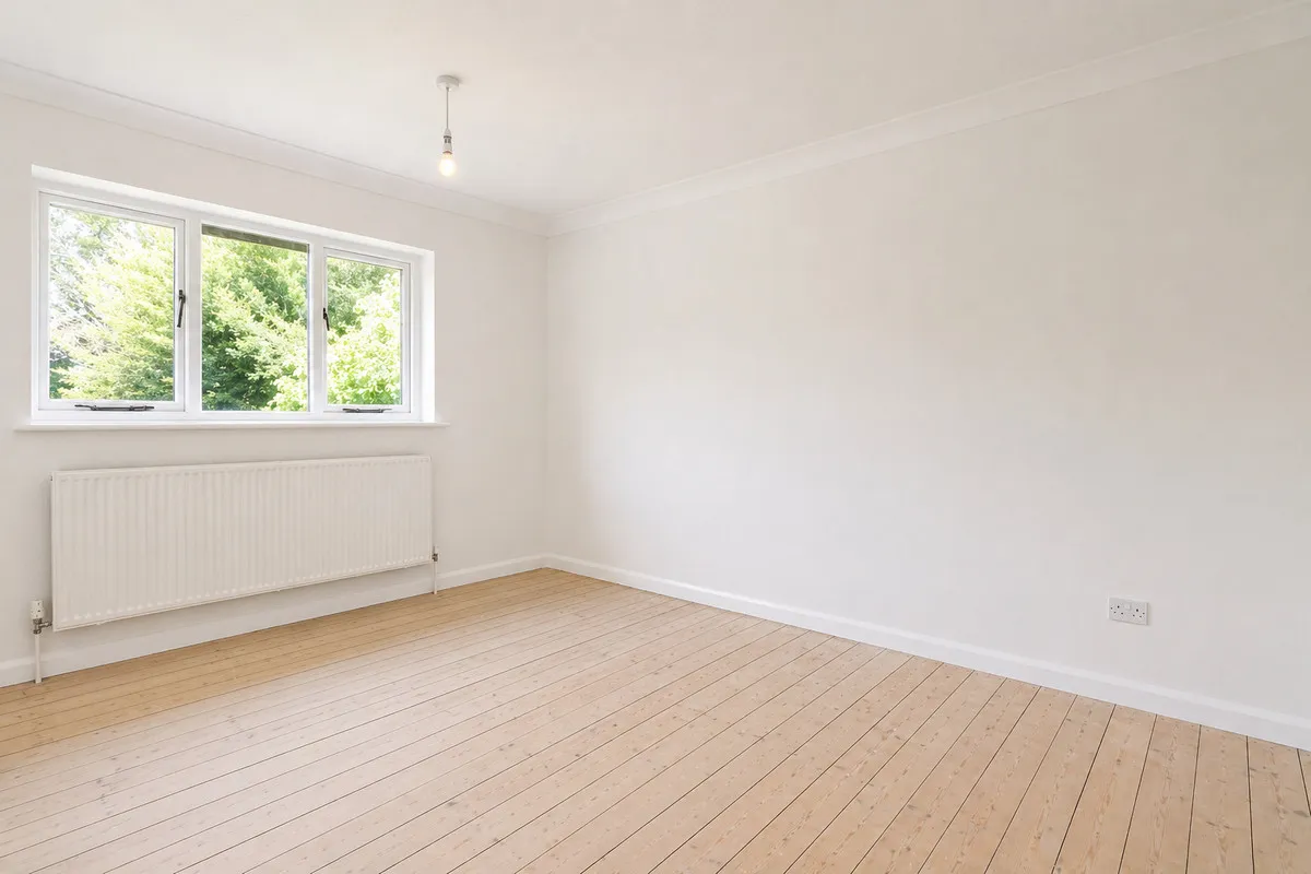 Kynance Close, Romford, RM3 7LB, photo 13