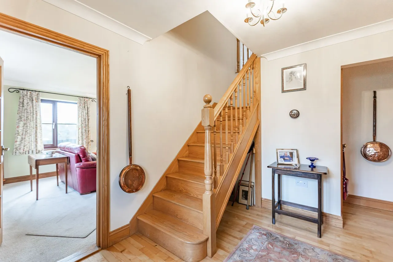 Substantial Detached Home in Sporle, photo 12