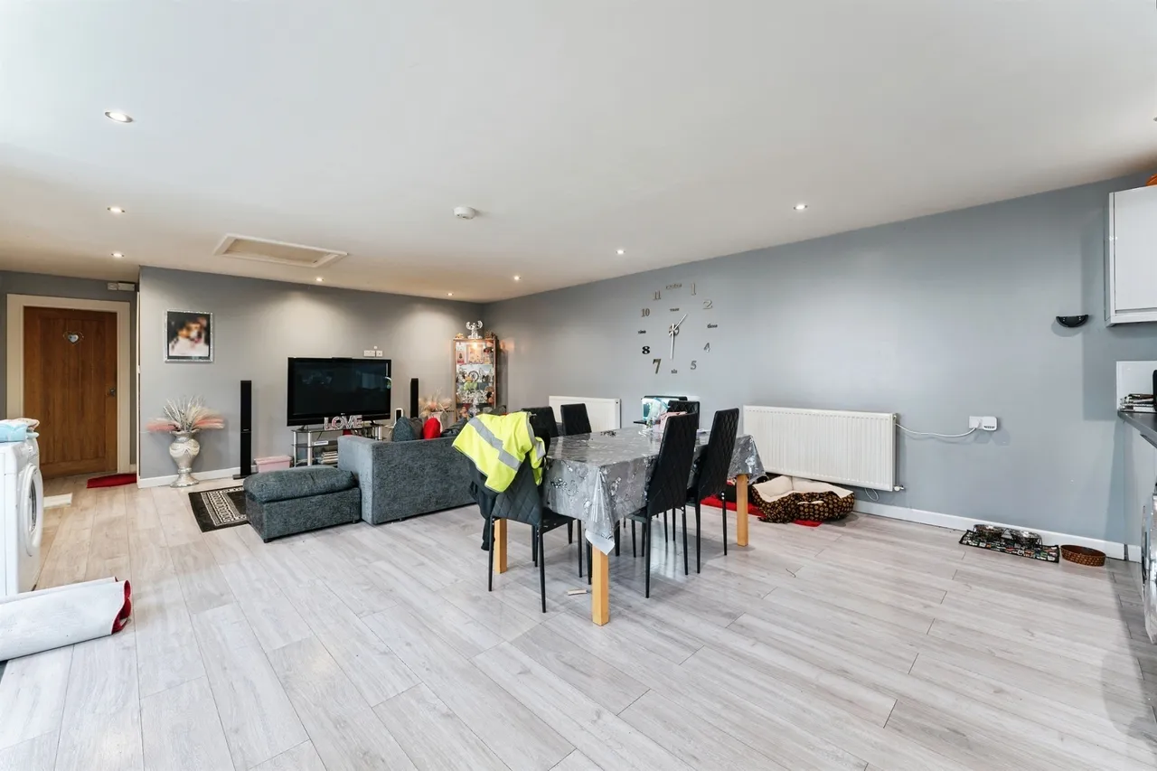 Palmers Road, Peterborough, photo 12