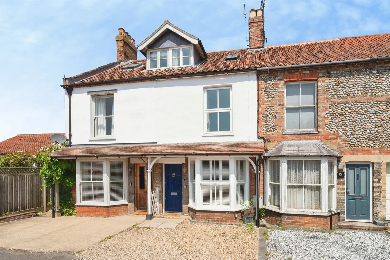 4 bed house for sale — Peacock Lane, Holt