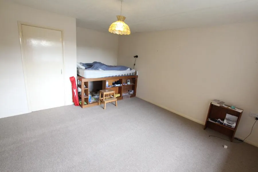 Mount Hermon Road, Woking, GU22, photo 2