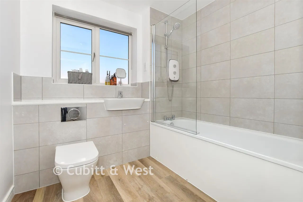 Clay Vale, Faygate, RH12, photo 8