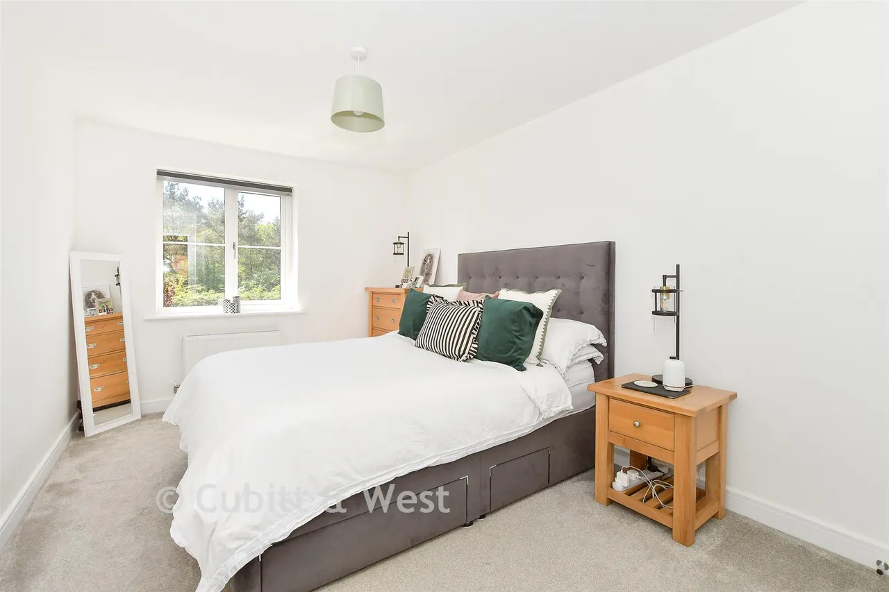 Clay Vale, Faygate, RH12, photo 5