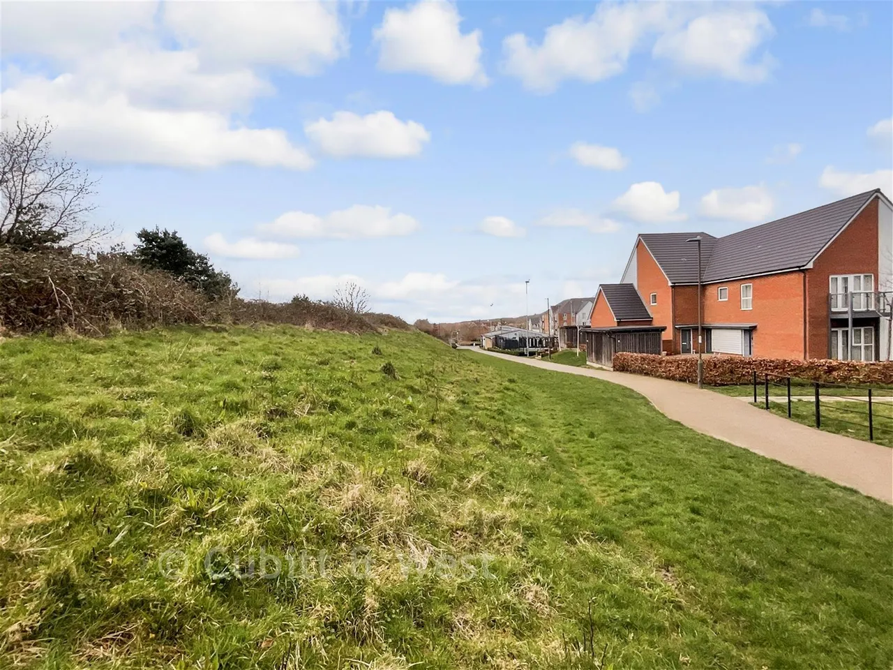 Clay Vale, Faygate, RH12, photo 9