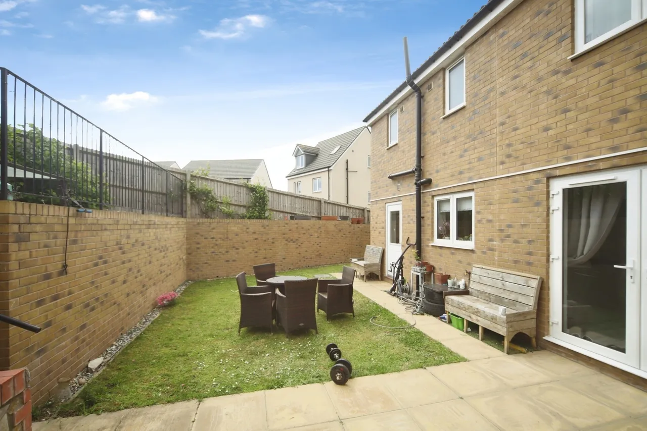 Wigeon Road, Bridgwater, TA6, photo 18