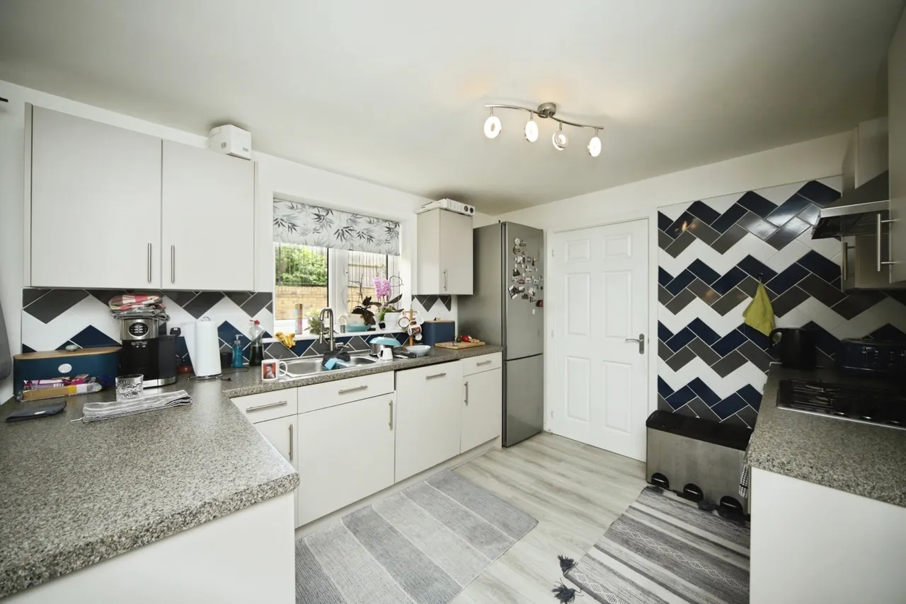 Wigeon Road, Bridgwater, TA6, photo 7