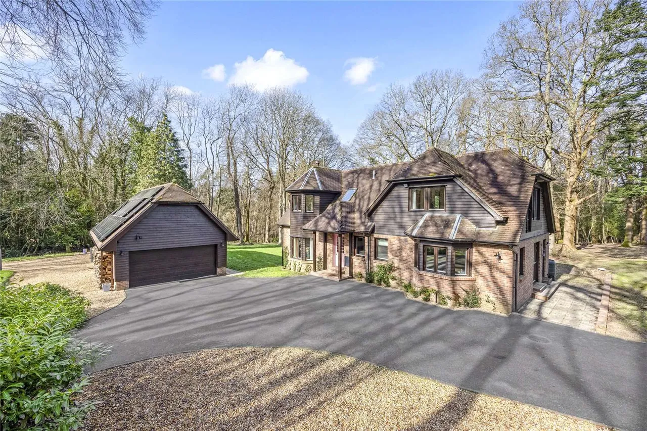 4 bed house for sale — Nether Lane, Nutley, Uckfield, East Sussex, TN22 3LB