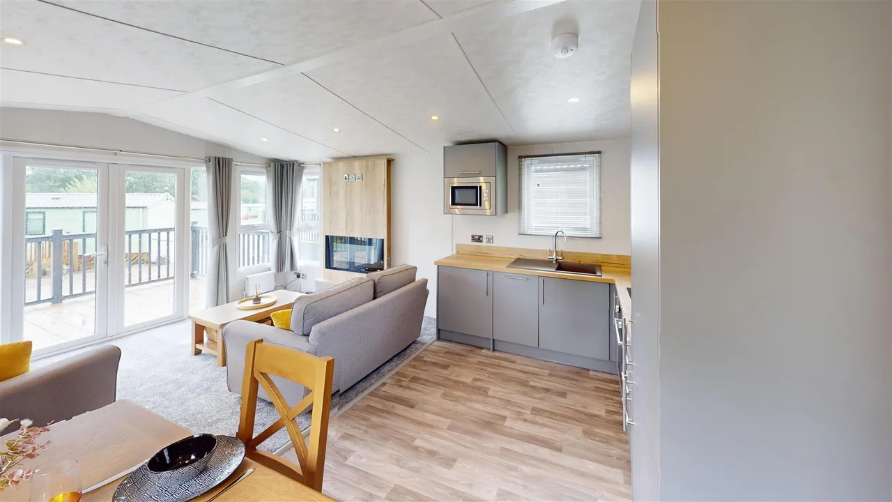 Long Ashes Park, Threshfield, Skipton, BD23 5PN, photo 10