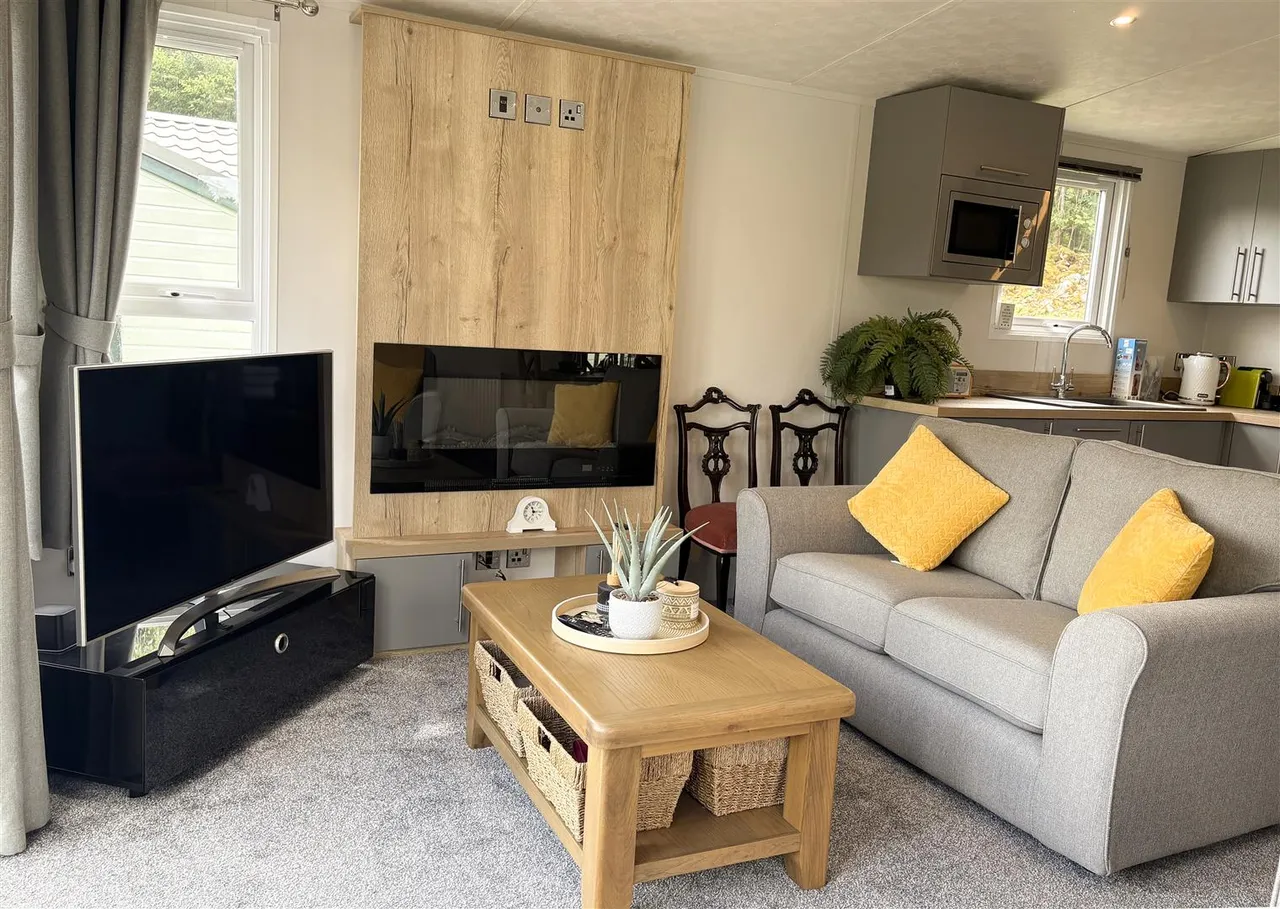Long Ashes Park, Threshfield, Skipton, BD23 5PN, photo 9