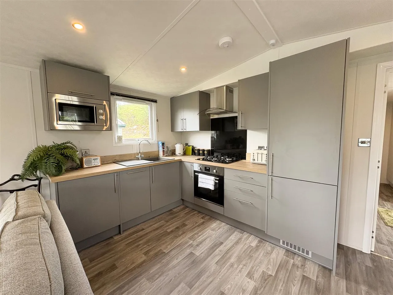 Long Ashes Park, Threshfield, Skipton, BD23 5PN, photo 4