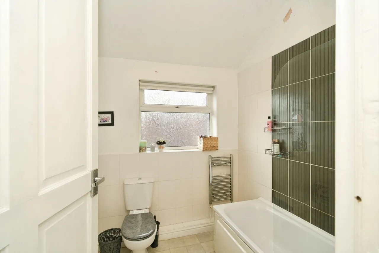 Middlebourne Street, SALFORD, Lancashire, M6, photo 12
