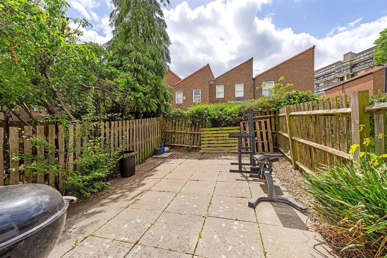 Kingston Square, London, SE19, photo 12