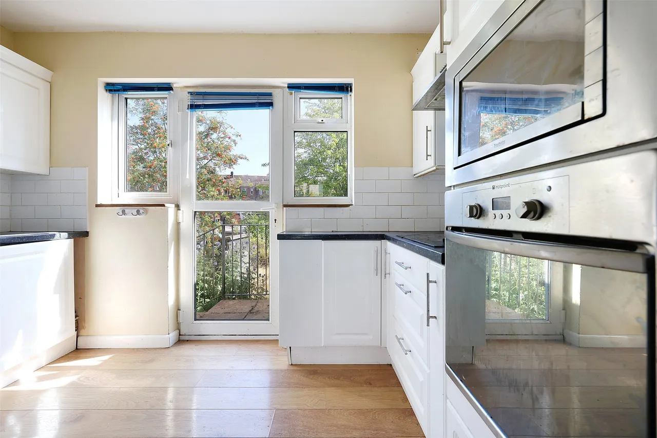Johnsdale, Oxted, RH8, photo 4