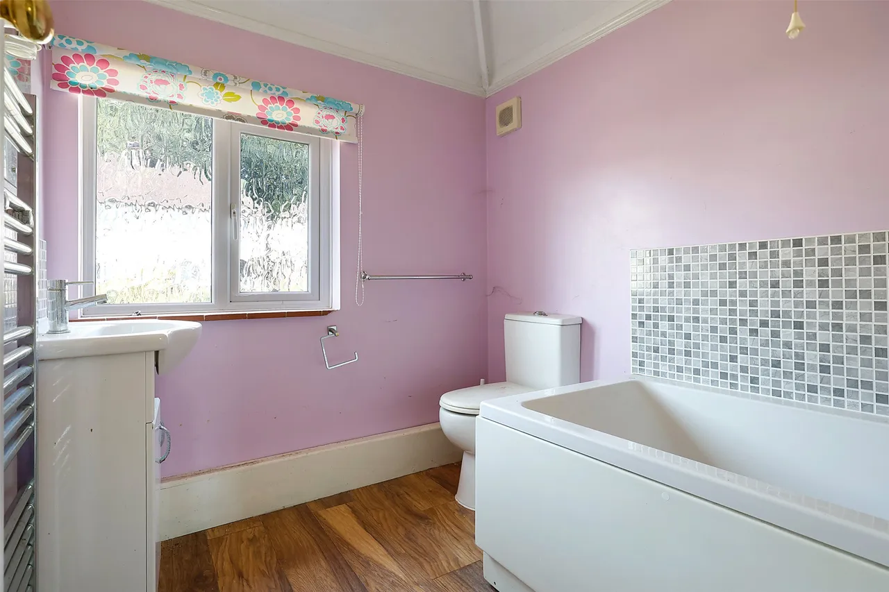 Johnsdale, Oxted, RH8, photo 8