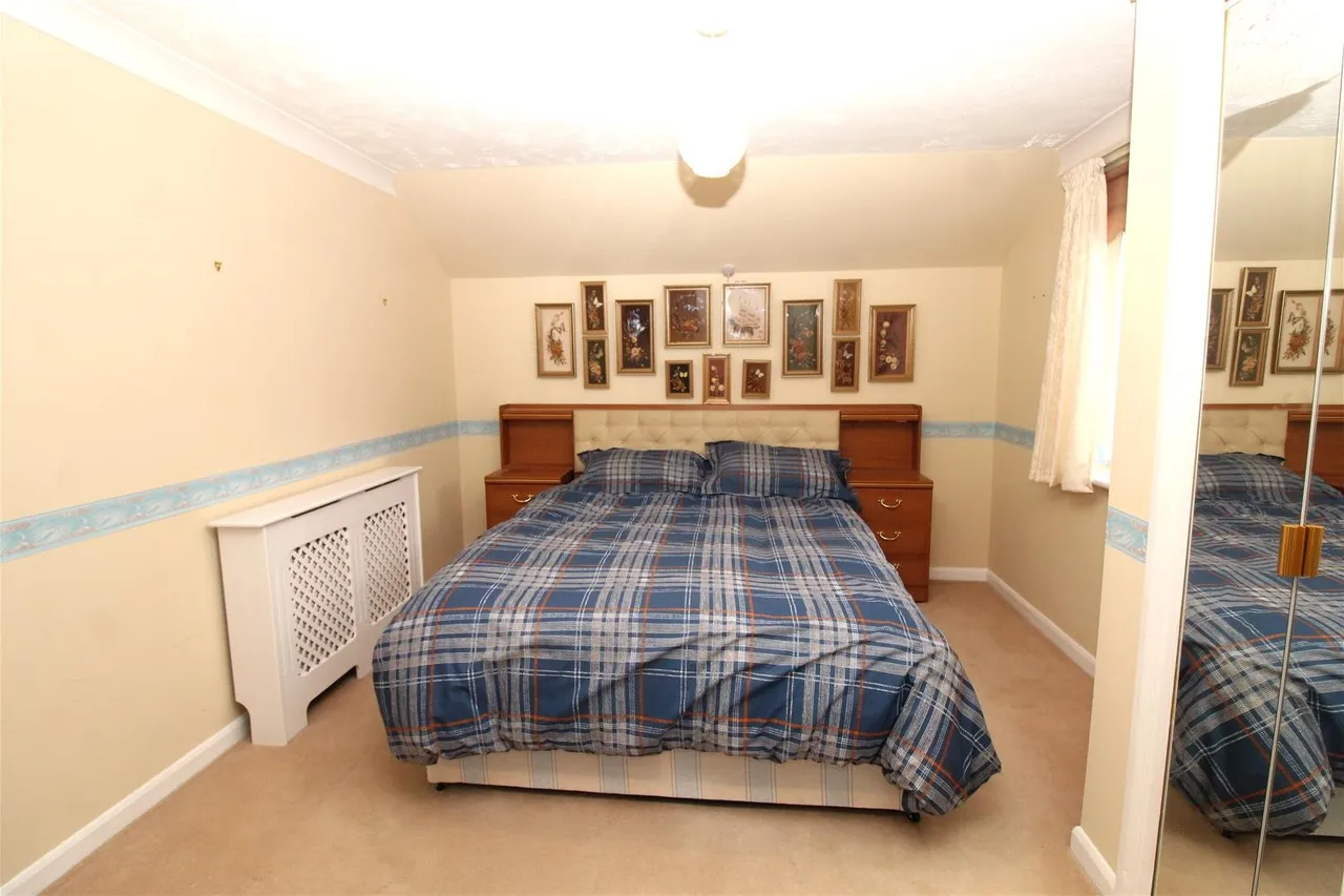 Darkes Lane, Potters Bar EN6 1DH, photo 13