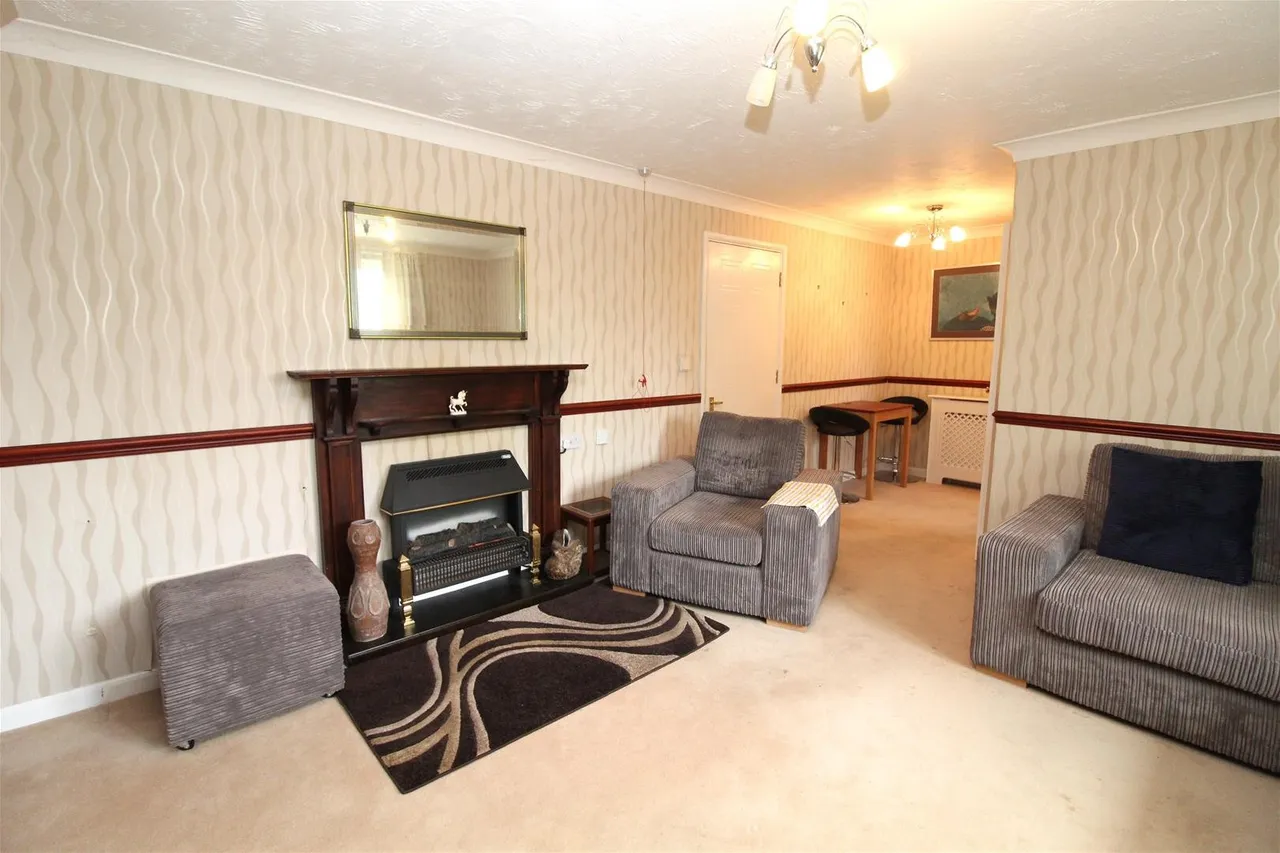 Darkes Lane, Potters Bar EN6 1DH, photo 5