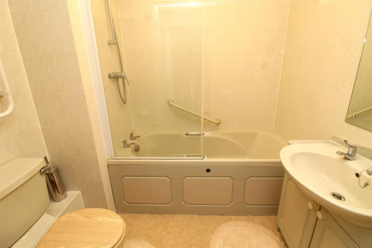 Darkes Lane, Potters Bar EN6 1DH, photo 10
