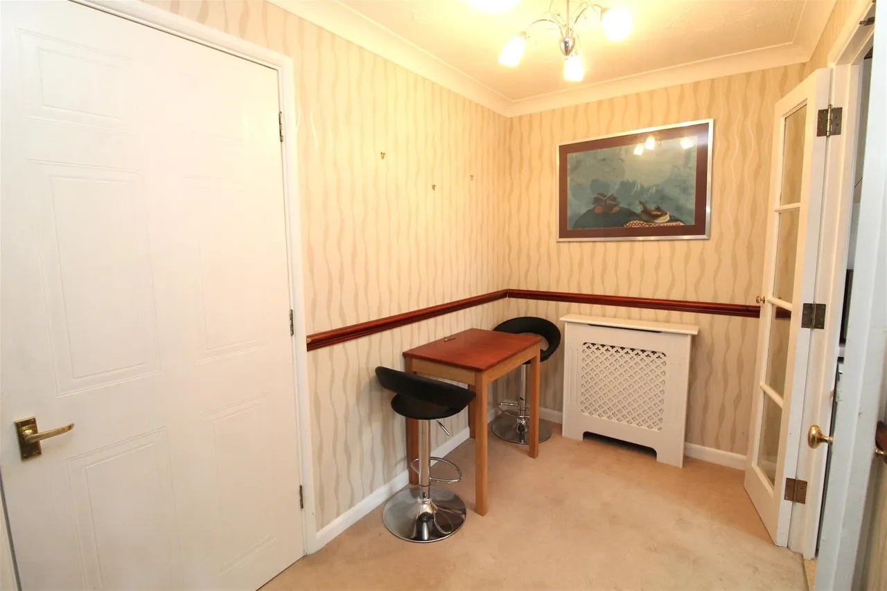 Darkes Lane, Potters Bar EN6 1DH, photo 6