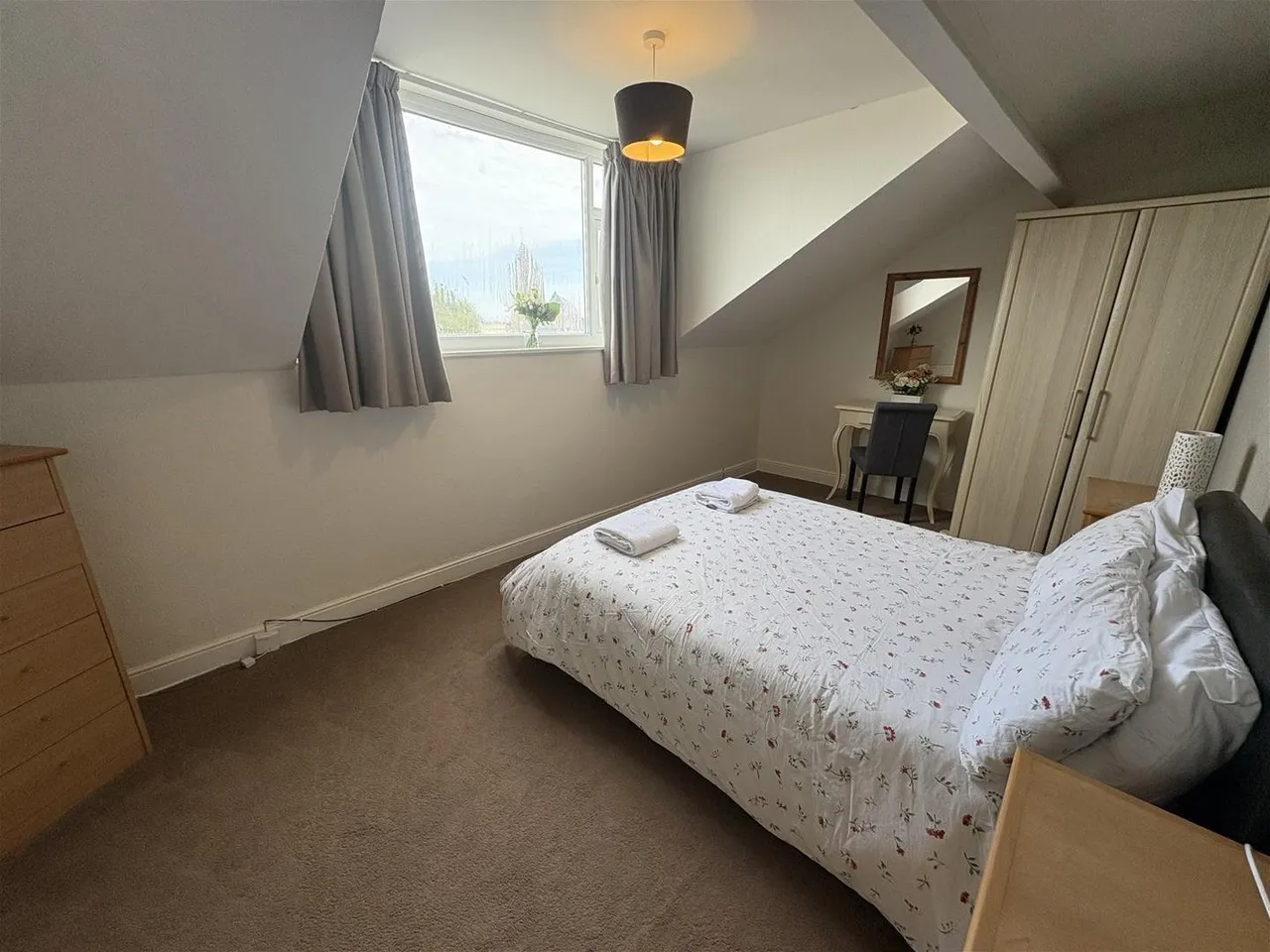Albion Crecsent, Scarborough YO11 2LL, photo 7