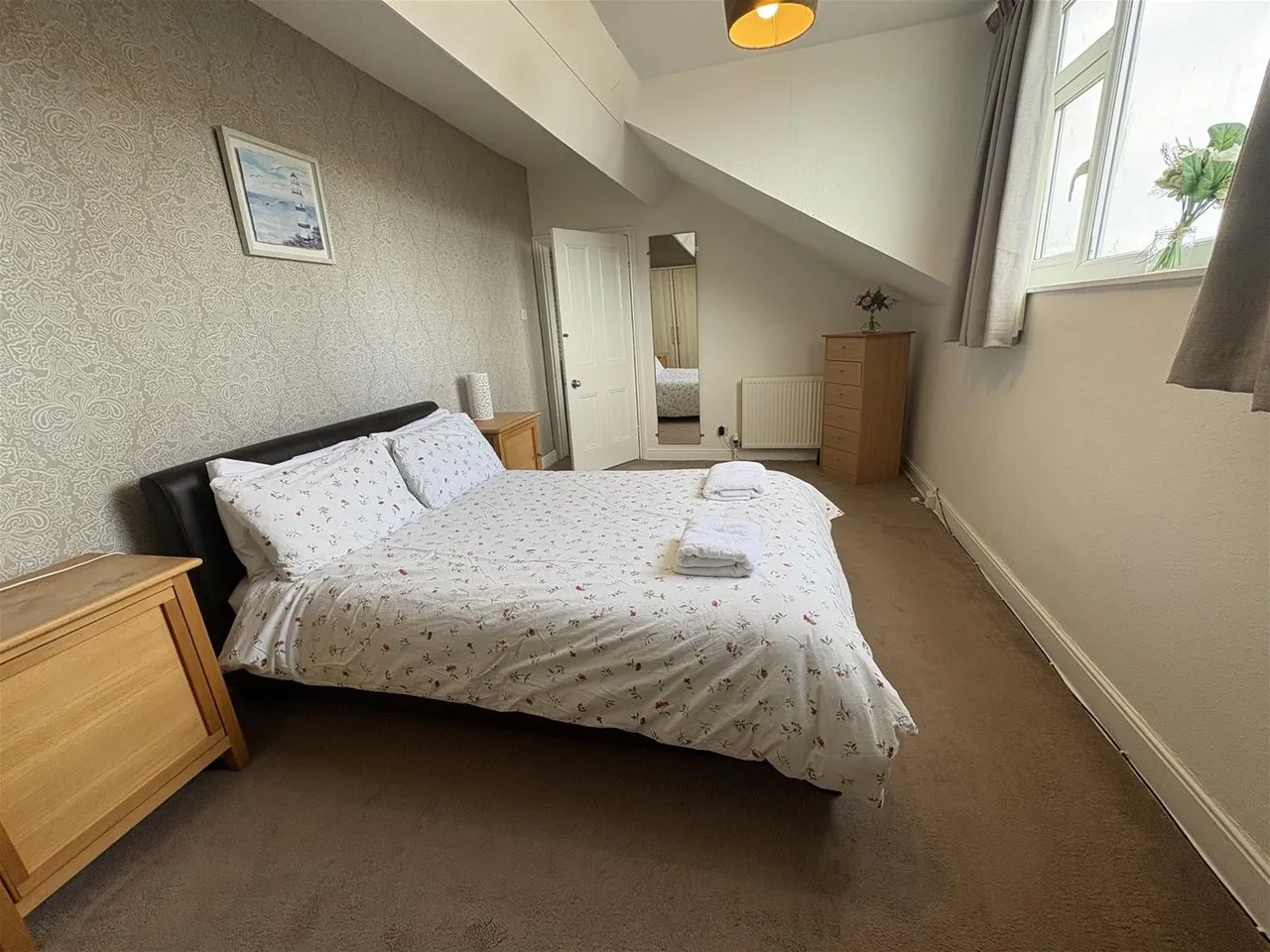 Albion Crecsent, Scarborough YO11 2LL, photo 8