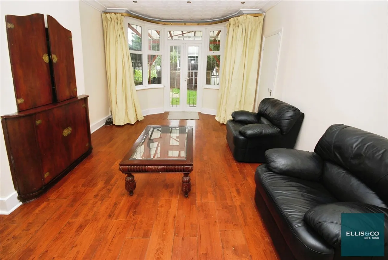 Highfield Avenue, Golders Green, NW11, photo 6