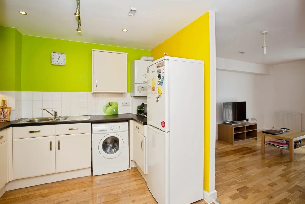 North Street, Barking, IG11, photo 8