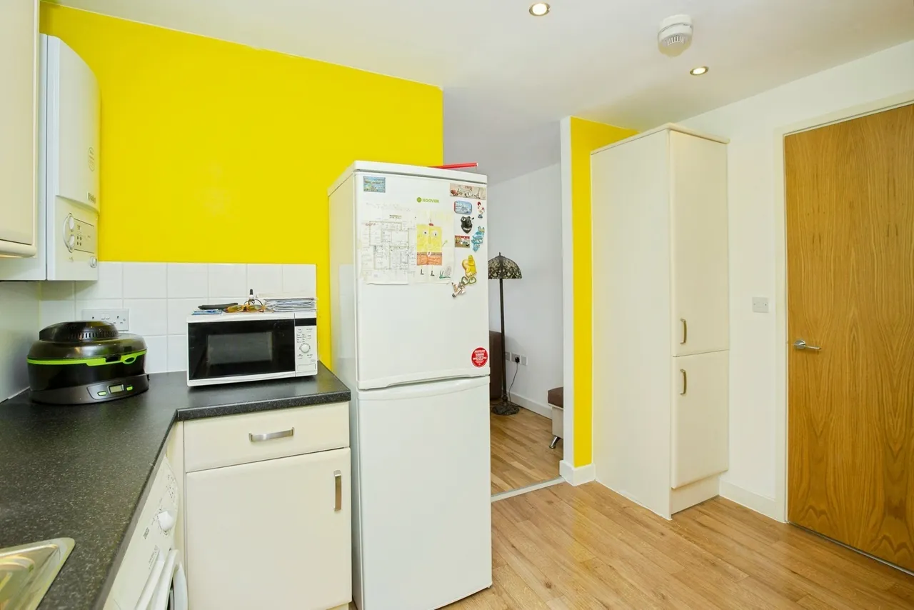 North Street, Barking, IG11, photo 10