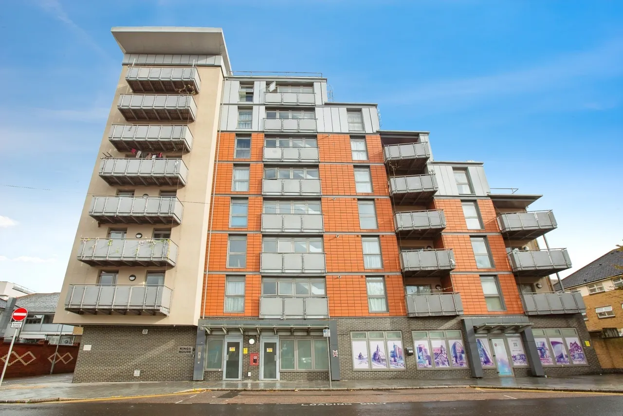 1 bed flat for sale — North Street, Barking, IG11