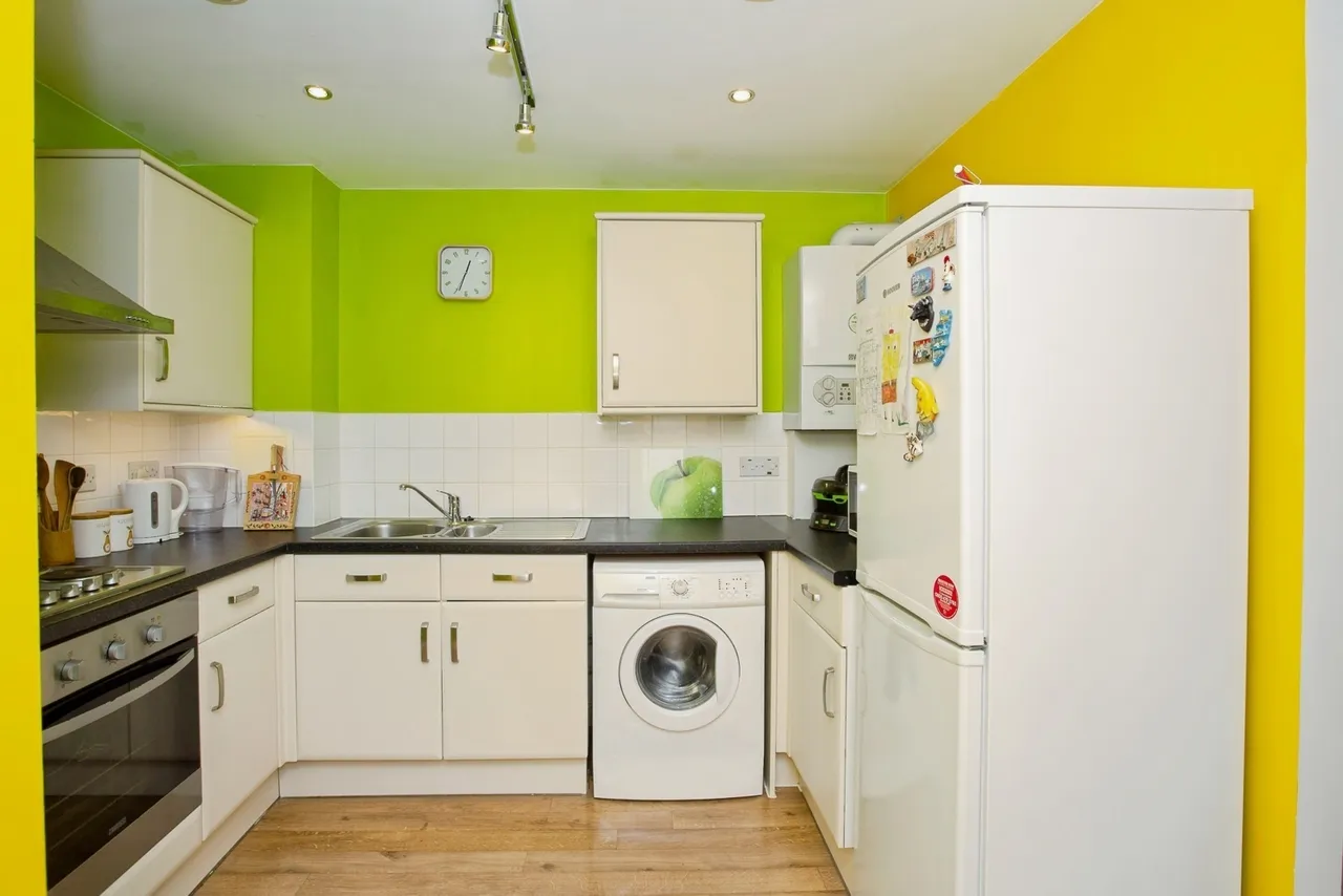 North Street, Barking, IG11, photo 9
