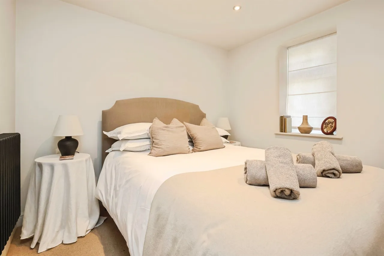 Haden Park Road, Haden Hill, B64, photo 10