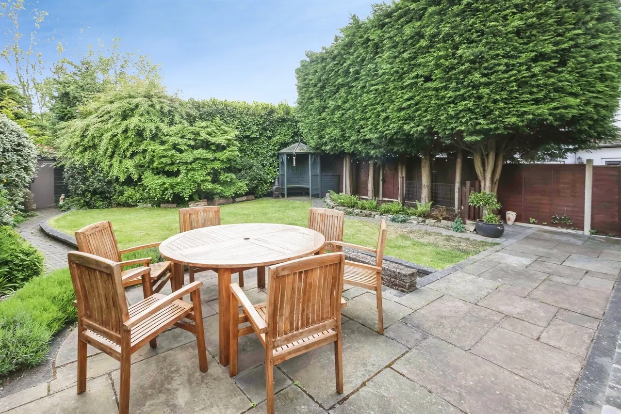Haden Park Road, Haden Hill, B64, photo 17
