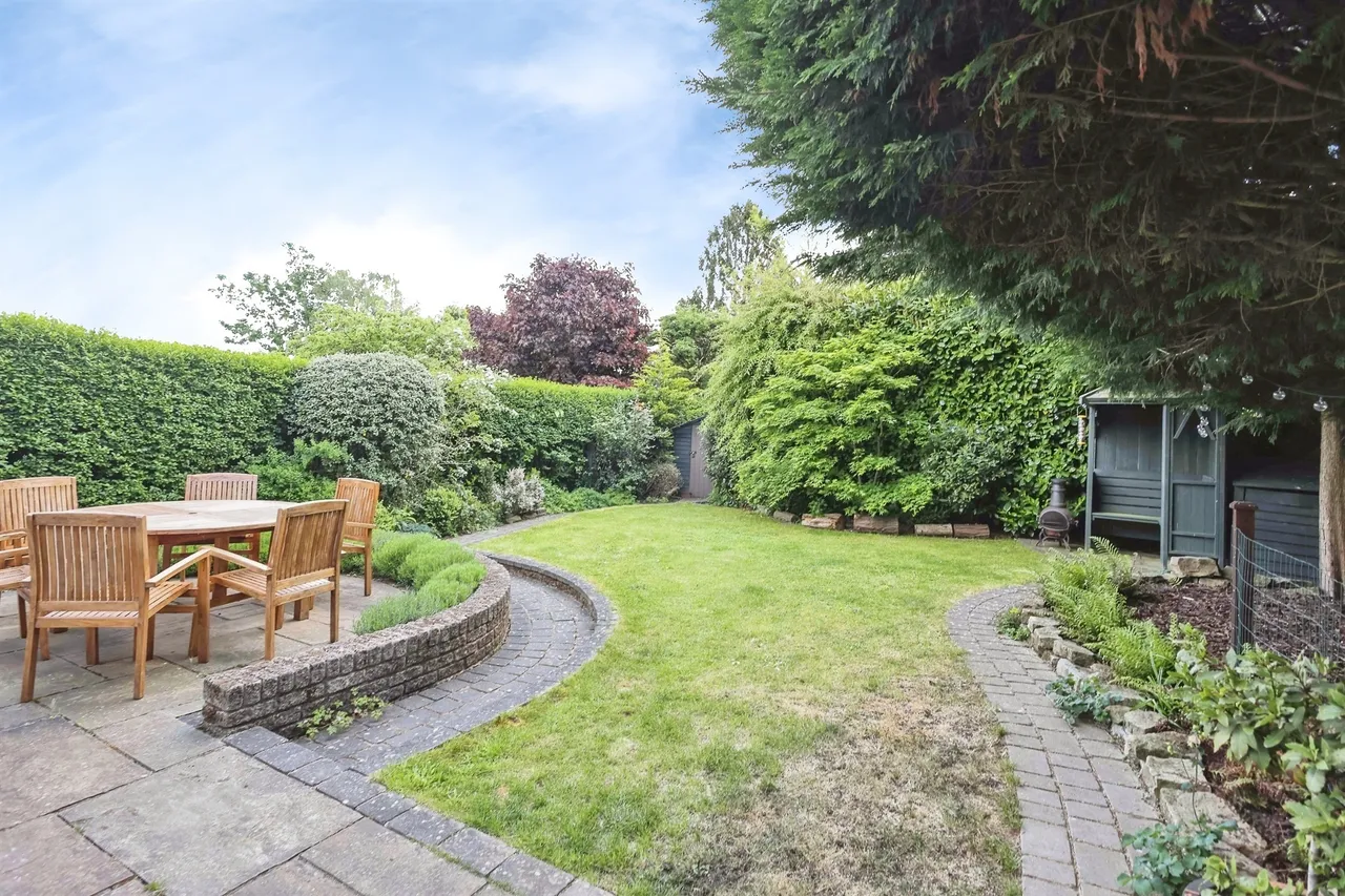 Haden Park Road, Haden Hill, B64, photo 6