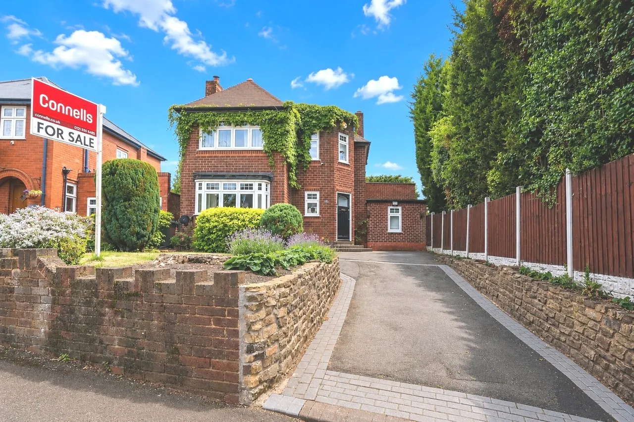 4 bed house for sale, Haden Park Road, Haden Hill, B64