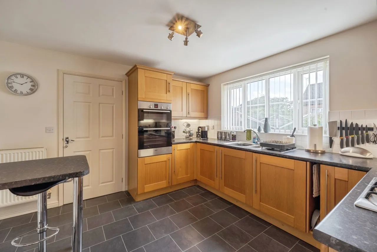 Shalemere Court, Atherton, M46, photo 4
