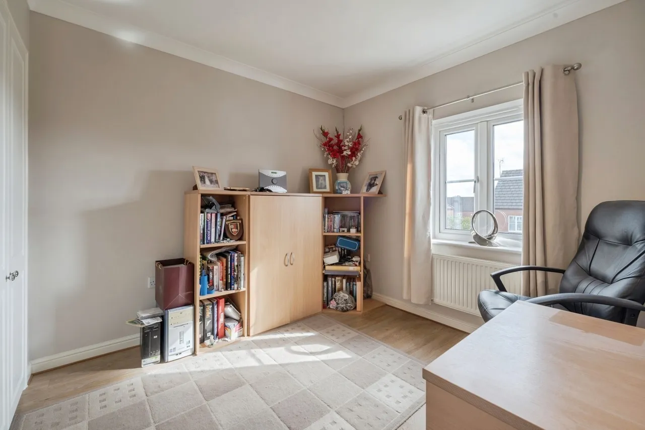 Shalemere Court, Atherton, M46, photo 12